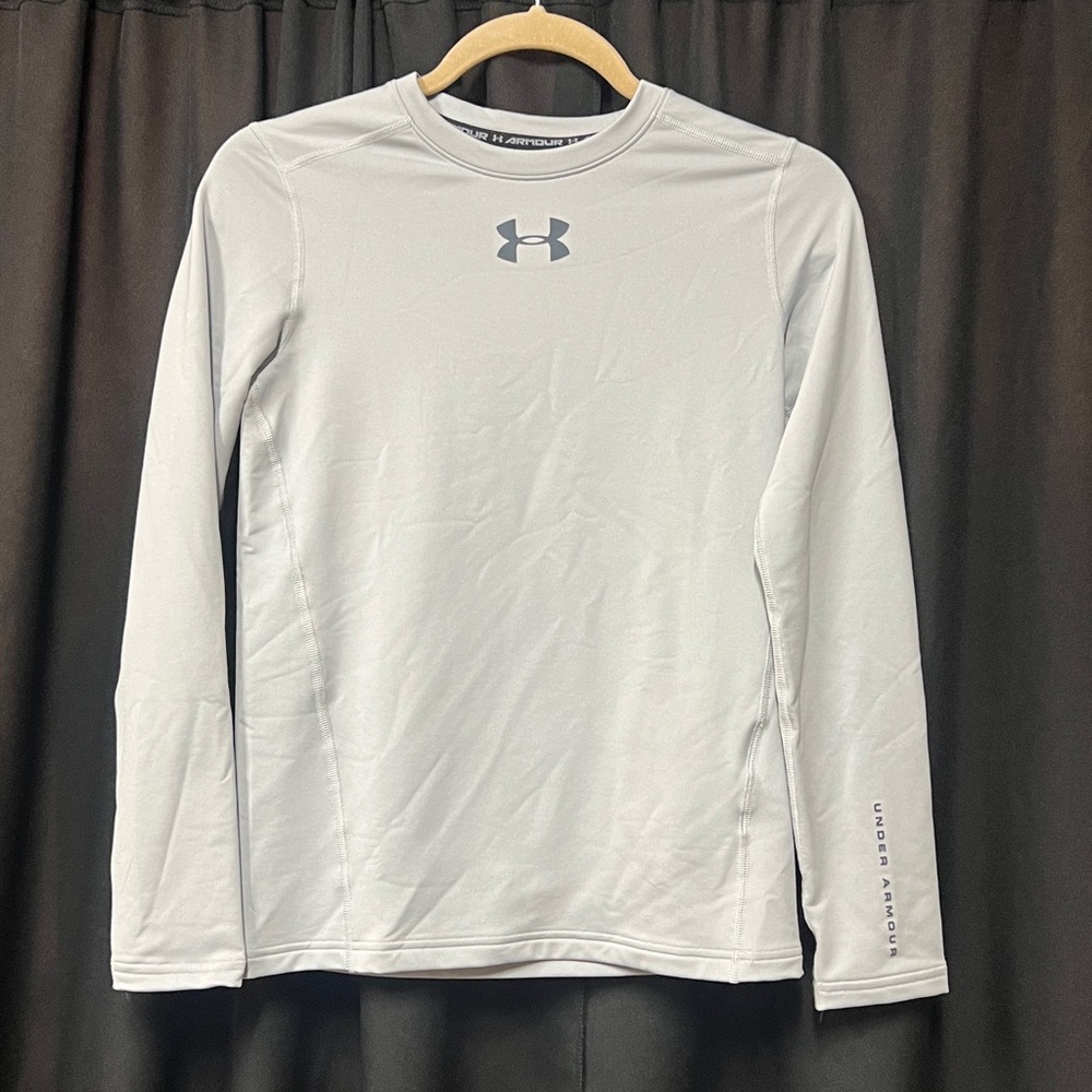 NWT-Under Armour Light Gray Coldgear